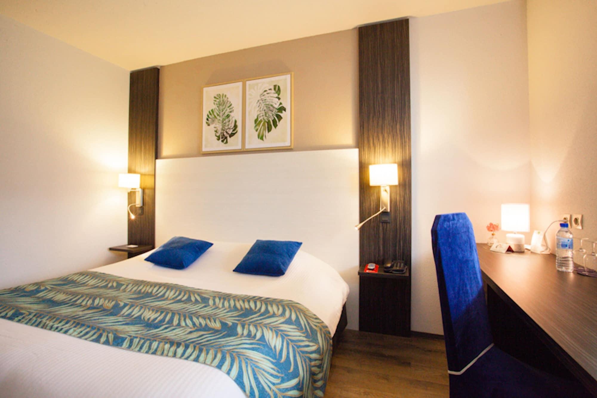 The Originals Boutique, Hotel Le Pillebois, Bourg-En-Bresse Nord Malafretaz Bagian luar foto