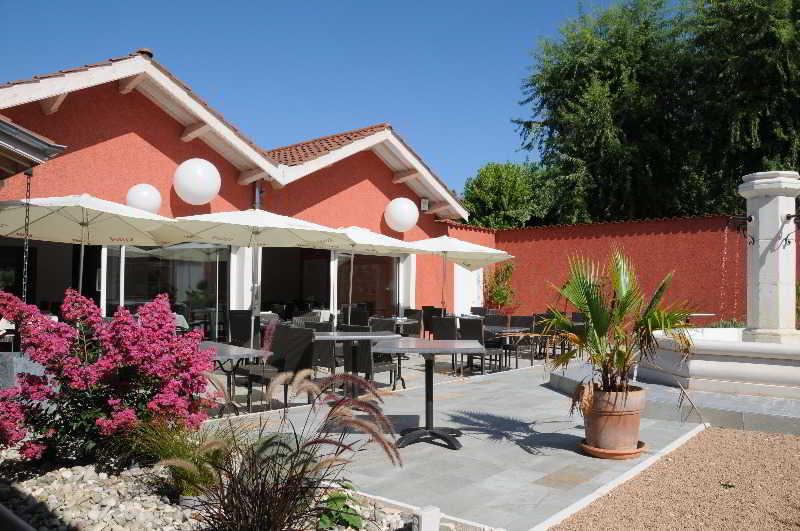 The Originals Boutique, Hotel Le Pillebois, Bourg-En-Bresse Nord Malafretaz Bagian luar foto