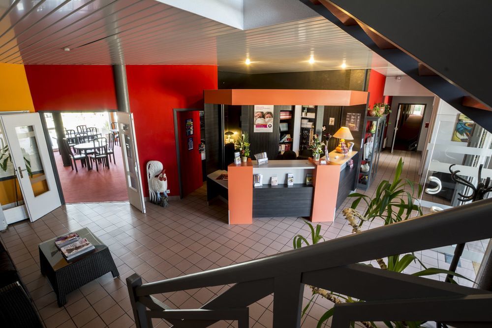 The Originals Boutique, Hotel Le Pillebois, Bourg-En-Bresse Nord Malafretaz Bagian luar foto