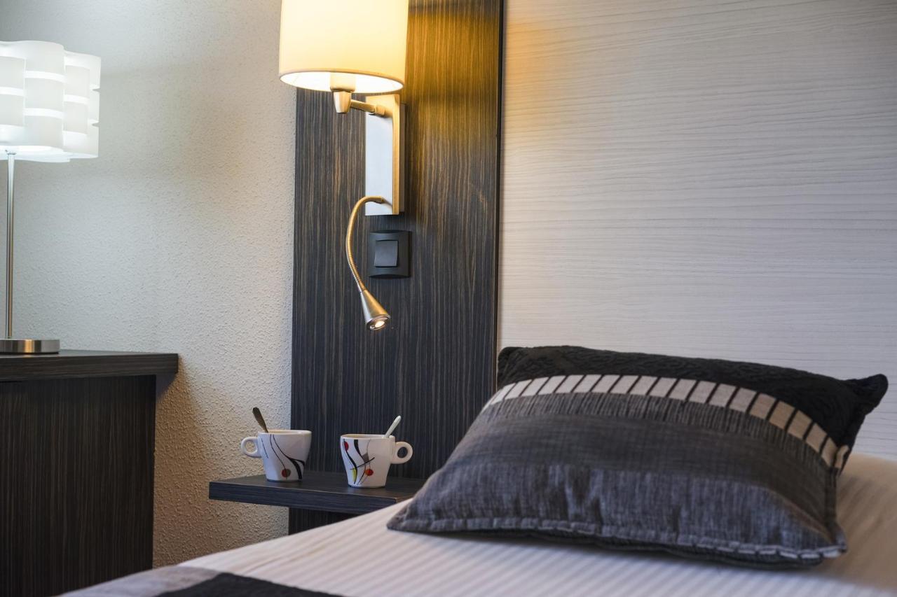 The Originals Boutique, Hotel Le Pillebois, Bourg-En-Bresse Nord Malafretaz Bagian luar foto