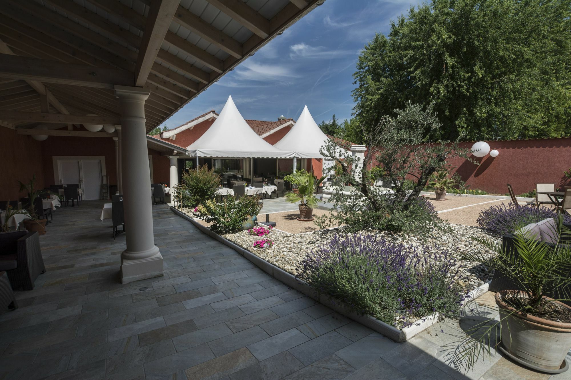 The Originals Boutique, Hotel Le Pillebois, Bourg-En-Bresse Nord Malafretaz Bagian luar foto